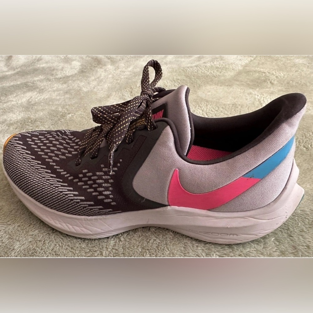 Nike Zoom Winflo 6 Thunder Grey Pink Blue Women's Size 9 Running Sneakers